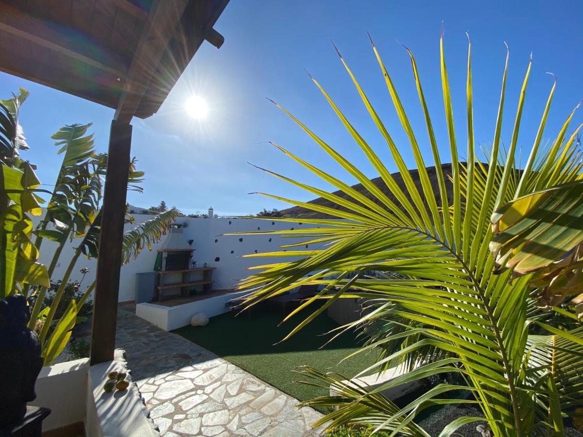 Finca La Costa Tinajo Exteriör bild